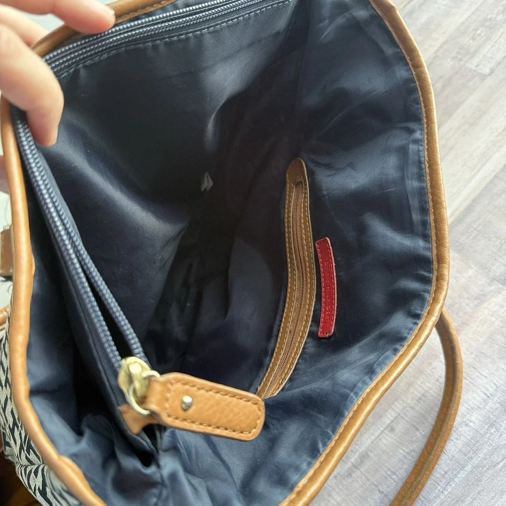 Tommy Hilfiger Large Handbag Brown/Cream - Used and in Amazing‎ Condition